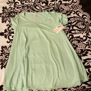 NWT Lularoe Perfect Tee- Mint